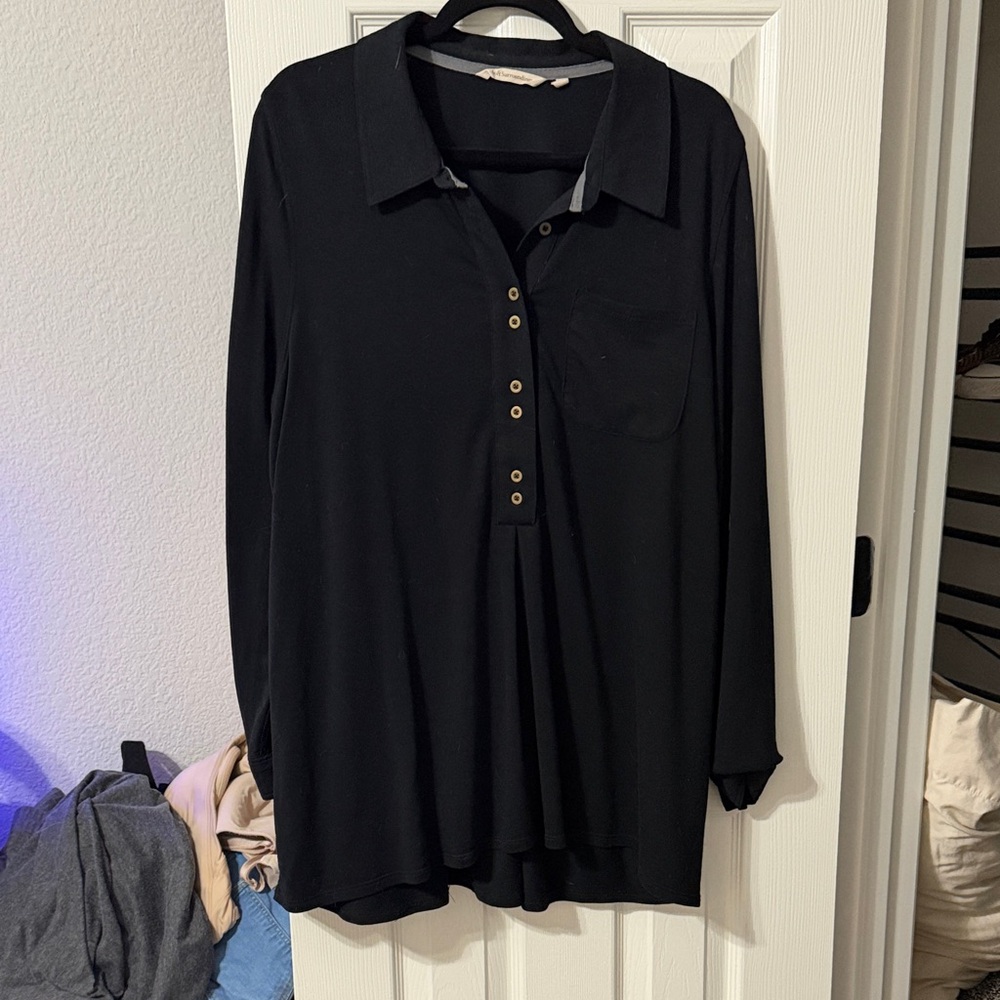 Soft surroundings Black Women's Long Sleeve Top
